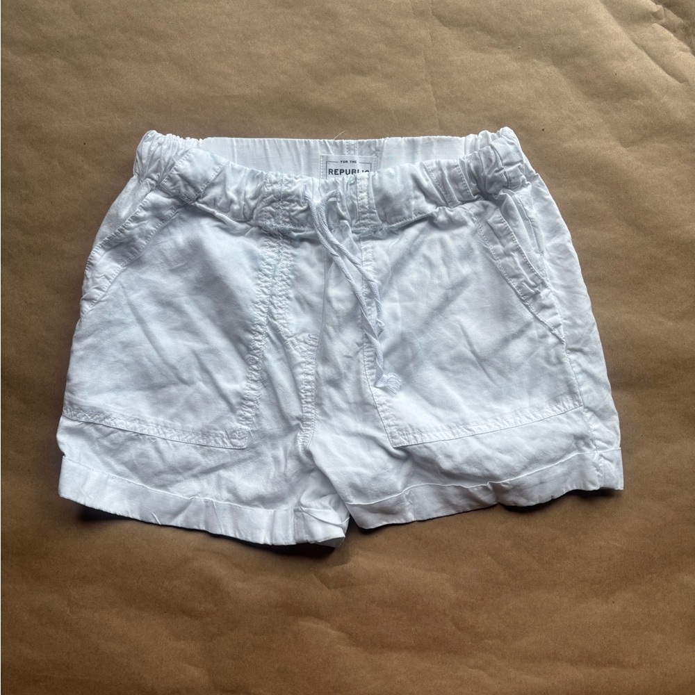 For The Republic White Women's Cargo Shorts